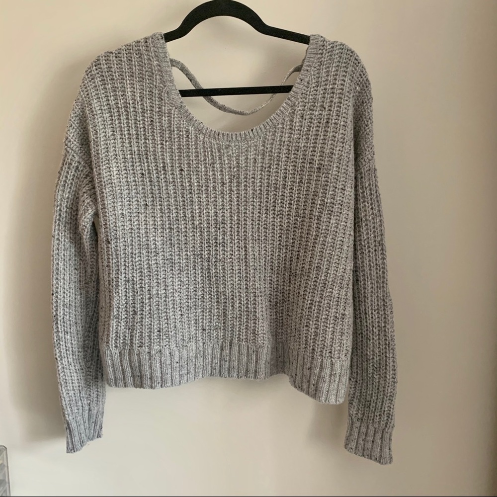 🦋 3 for $20 Plunging Open Back Twist Knit Sweater - Picture 5 of 5